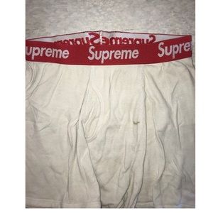 Supreme/Hanes underwear